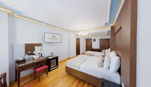 Economy Triple Room