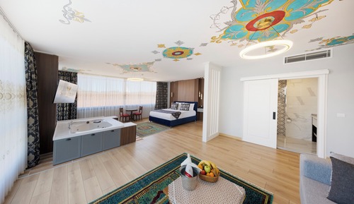 Queen Suite Hagia Sophia View