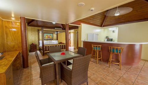 Grand Beachfront Suite