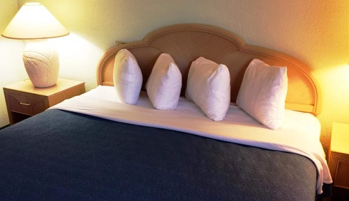 Suite estándar, 1 cama de matrimonio con sofá cama, accesible para personas con discapacidad