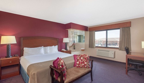 Suite Deluxe, 1 cama de matrimonio grande, no fumadores (First Floor)