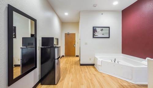 Suite, 1 cama de matrimonio grande, bañera de hidromasaje (Smoke Free)