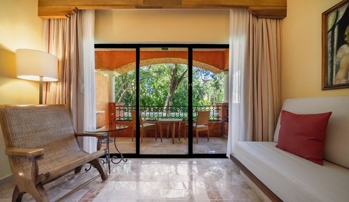 Habitación Premium (Pure Wellness)