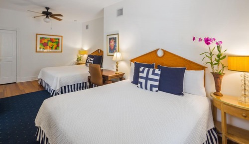 Habitación Deluxe, varias camas