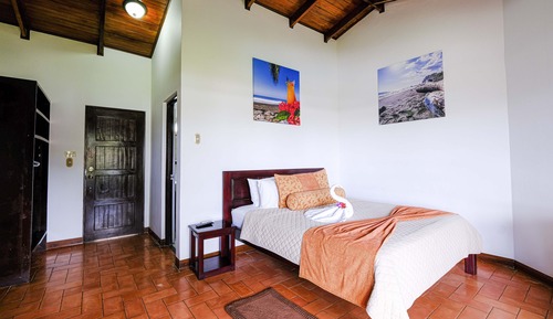 Suite junior, vistas a la piscina