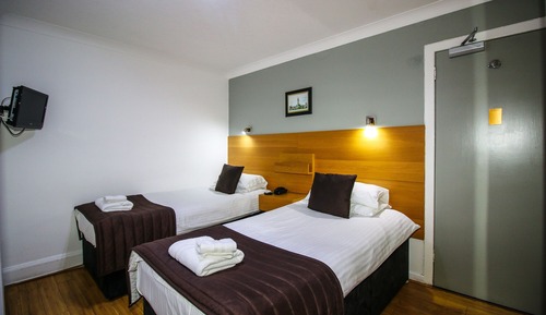 Twin Room, Ensuite