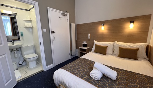 Double Room with Private Bathroom