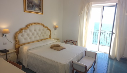 Habitación Deluxe doble, balcón, vistas al mar