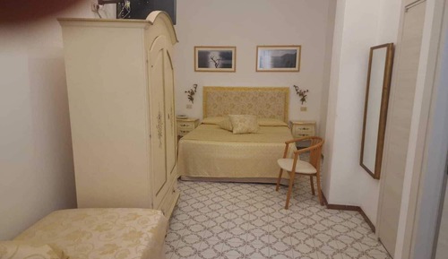 Habitación triple básica