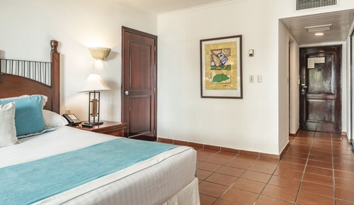 Habitación Deluxe, 1 cama de matrimonio grande, vistas a la piscina
