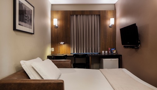 Habitación superior, 1 cama de matrimonio con sofá cama, vistas a la ciudad