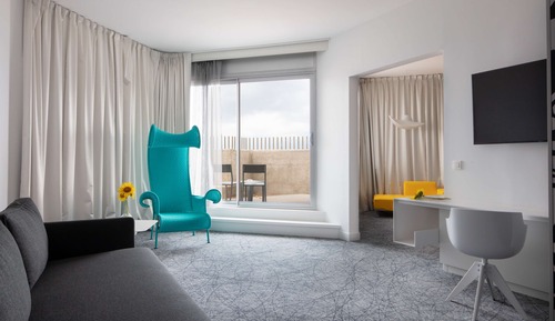 Habitación familiar (nhow)