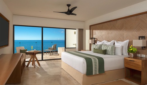 NEW Preferred Club Indigo Master Suite Ocean Front