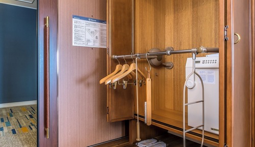 Habitación estándar con 2 camas individuales, varias camas, accesible en silla de ruedas