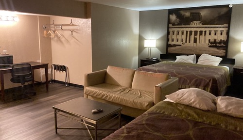 Habitación, 1 cama de matrimonio grande con sofá cama, fumadores, cocina básica (Efficiency)