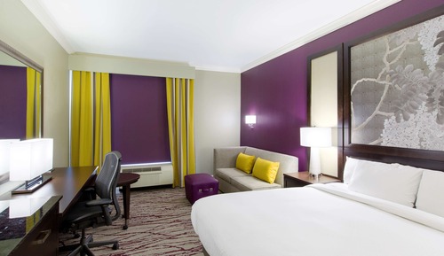 Habitación, 1 cama de matrimonio grande con sofá cama, vistas a la ciudad