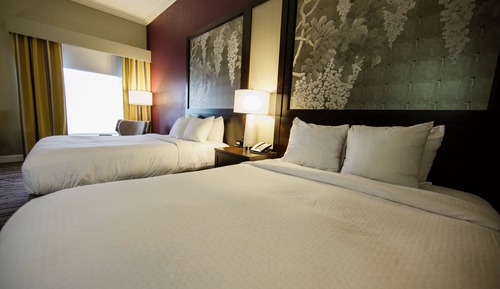 Suite, 2 camas de matrimonio, bañera de hidromasaje
