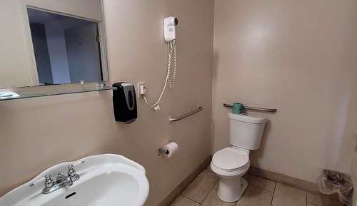 Habitación estándar doble, 2 camas dobles, accesible para personas con discapacidad