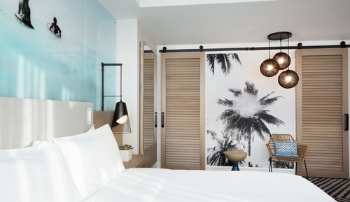 Ático, 1 cama de matrimonio grande, balcón, frente al mar