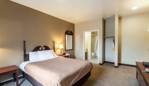Habitación, 1 cama de matrimonio grande con sofá cama, accesible para personas con discapacidad