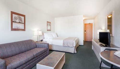 Suite, 1 cama de matrimonio grande, no fumadores (One-Bedroom Suite)