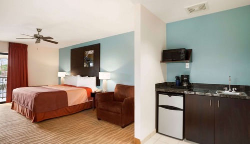 Suite estudio, 1 cama de matrimonio grande, no fumadores (Upper Floor)