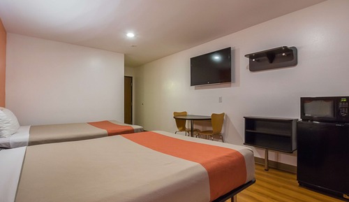 Habitación estándar, 2 camas de matrimonio, fumadores
