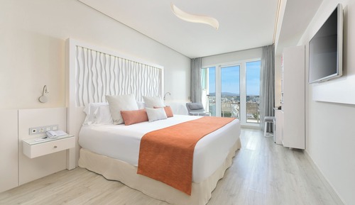 Habitación doble, balcón (Make It Happen)