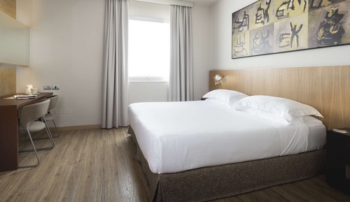 Habitación superior, 1 cama de matrimonio grande, no fumadores