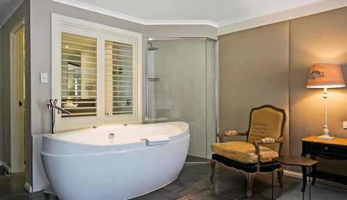 Suite ejecutiva, 1 cama de matrimonio grande, no fumadores, bañera de hidromasaje
