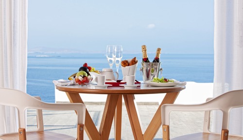 Signature Sea View Suite with private pool
