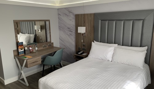 Habitación Deluxe, 1 cama doble, accesible para personas con discapacidad (Walk-in Shower)