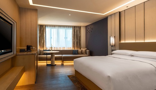 Habitación ejecutiva, 1 cama de matrimonio grande, vistas a la ciudad (Club Lounge access)