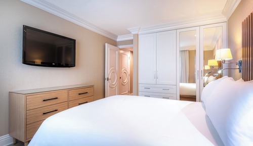 Suite ejecutiva, 1 cama de matrimonio (Staircase Accessible Only)