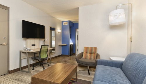 Suite, 1 habitación, accesible para personas con discapacidad (1 King Bed, Hearing)