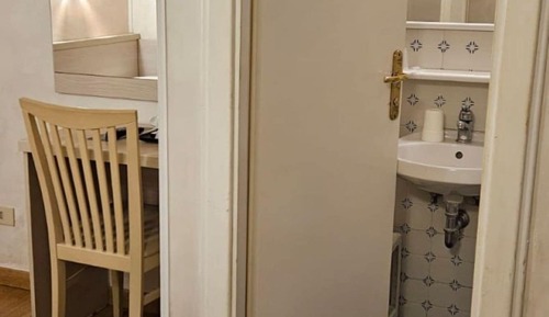 Habitación individual económica, baño compartido
