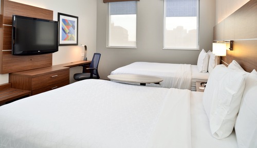 Habitación estándar, 2 camas de matrimonio, accesible para personas con discapacidad (Mobility)