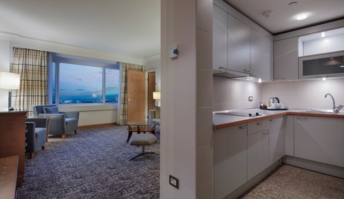 Suite, 1 habitación, cocina, vistas al río (Business Lounge Access)