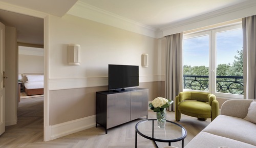 Suite, 1 cama de matrimonio grande con sofá cama