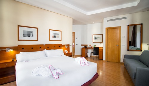 Habitación cuádruple superior, balcón