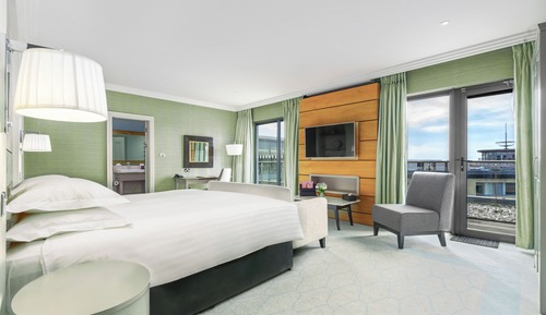 Level 5 Executive Floor Room