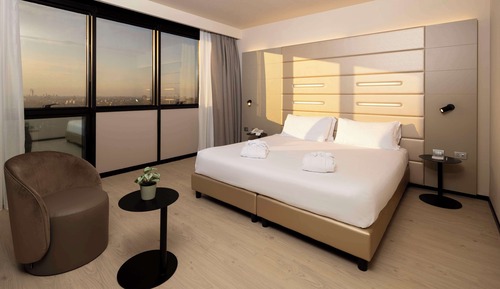 Suite junior, 1 cama de matrimonio grande
