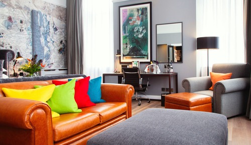 Suite Signature