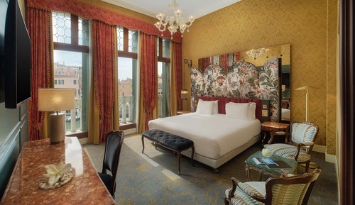 Premium Room with Canal View