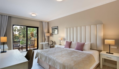 Apartamento ejecutivo (3 BR San Lawrenz Resdience)