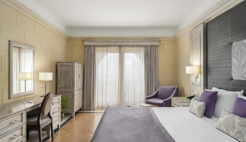 Habitación superior (Superior Pool View Room)