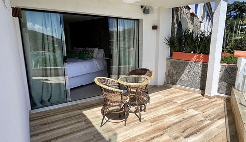 Suite Premium, bañera de hidromasaje, vistas al mar