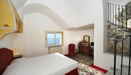 Habitación triple superior, vistas al mar