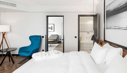Suite junior, 1 cama de matrimonio grande con sofá cama
