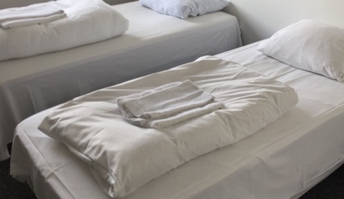 Habitación con 1 cama doble o 2 individuales